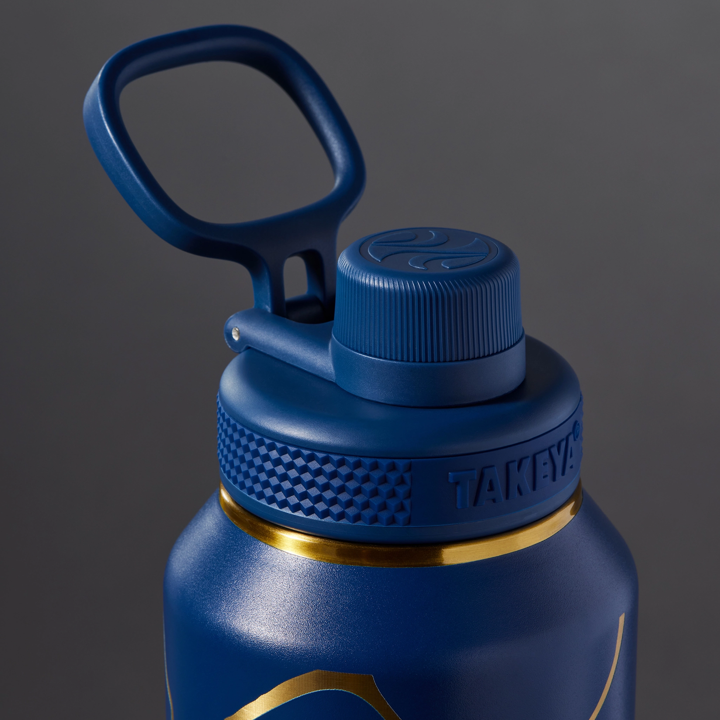 kintsugi-water-bottle-with-spout-lid-x4 51390-TK_HO25_Kintsugi_Takeya9266.png