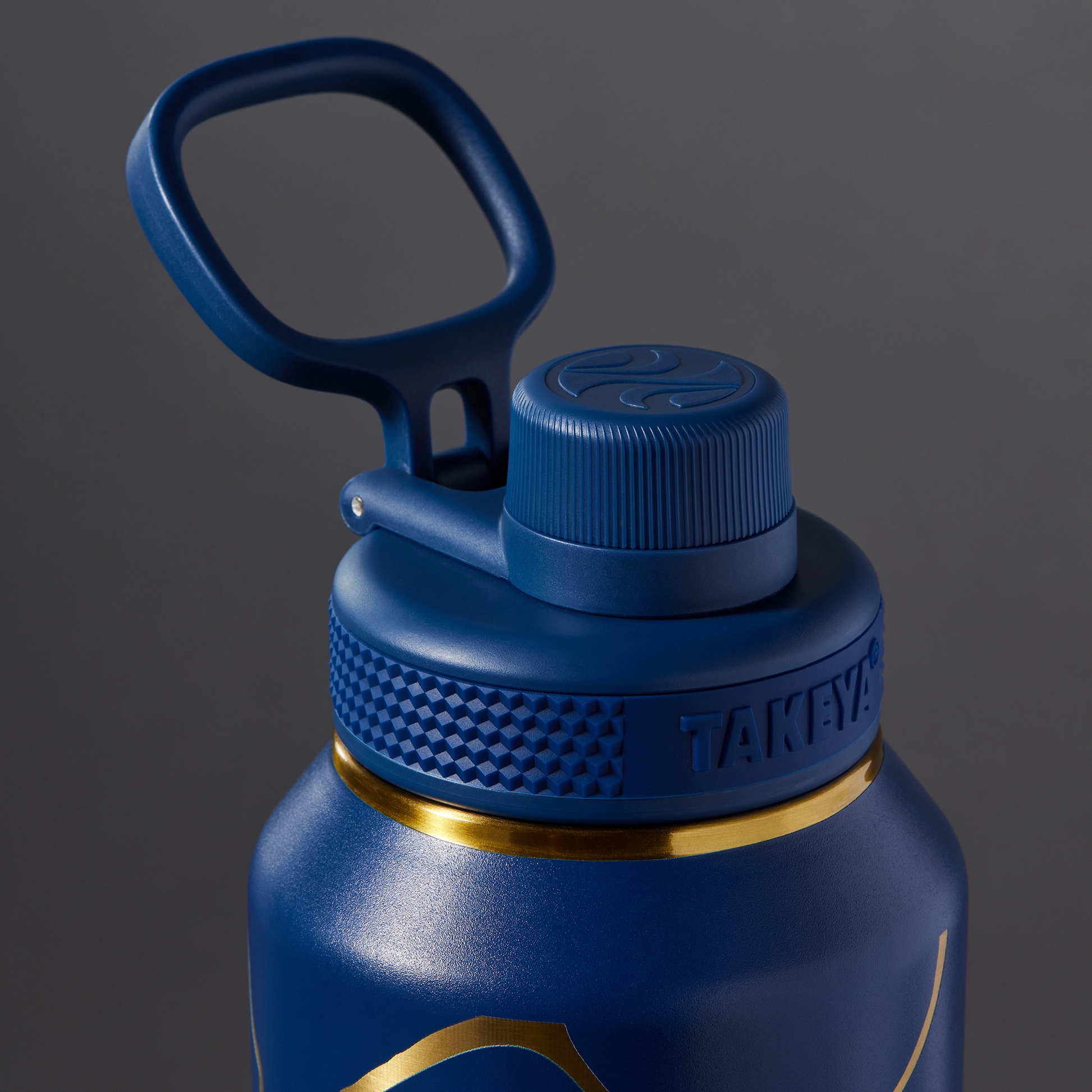 kintsugi-water-bottle-with-spout-lid-x4 51390-TK_HO25_Kintsugi_Takeya9266.png